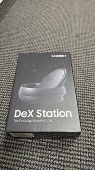 SAMSUNG DeX Station černá