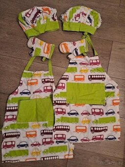 Kuchařské zástěry, chňapky, čepice pro děti