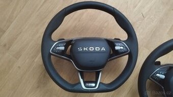 Volant Škoda NOVÝ RS červená nit originální s padly zkosený