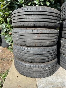 205/60/16 GoodYear letní sada