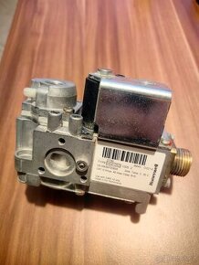 Plynový ventil Honeywell VK4105G