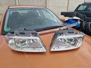 Audi A6 C5 - přední světla - xenony - - 1