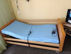 Elektrická polohovací postel