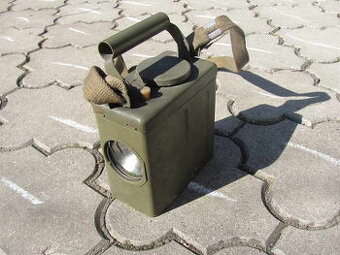 Vojenská lampa ČSA