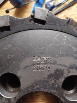 FRÉZA ČELNÍ nástrčná 250 mm TK plátky NAREX