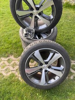 Pneumatiky + Disky pro Peugeot 308