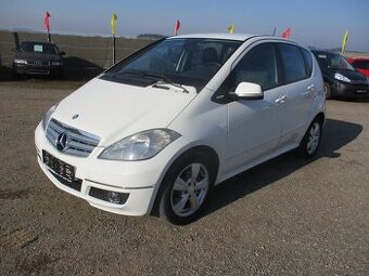 MERCEDES A180CDI 80kw 2012 bez koroze na díly