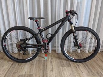 Cube Reaction Pro Series, 26", rám 14"