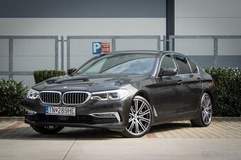 BMW Rad 5 530d xDrive Luxury /AJ NA SPLÁTKY/