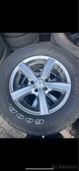 Sada kol Mitsubishi Nissan Toyota 215/70/16