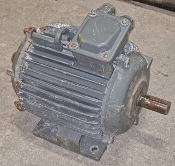 3F elektromotor 2,2kW, 950ot/min. TU, VR, Rudník