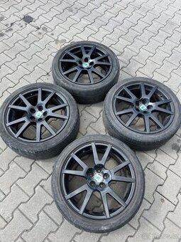 5x100 R17 Škoda Spider
