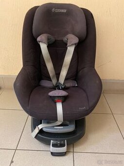 Maxi-Cosi Pearl, základna s Isofix (FamilyFix) s podpůrnou n