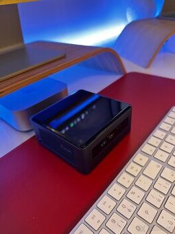 Intel NUC - Windows 11 - Intel Core i7 - 32 GB RAM