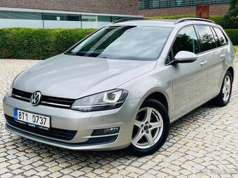 Volkswagen Golf 1.2TSI 77KW MANUÁL VÝHŘEV KAMERA HIGHLINE