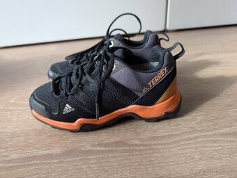 Dětské boty Adidas vel. 30