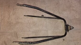 JAWA, nebo ČZ originál závěsné zařízení s křížem pro PAV