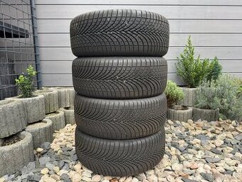 225/45 R17