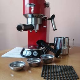Pákový kávovar DeLonghi EC860