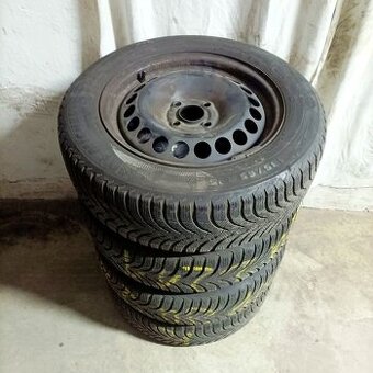 15" plechová kola – 4x100 – OPEL   Disky: Plechové disky zn