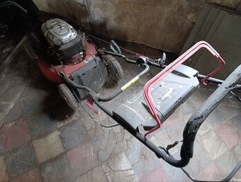 Motorová sekačka hecht