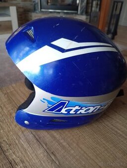 Chlapecká lyžařská helma