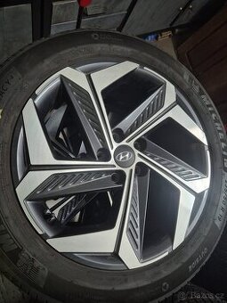 5x114,3 235/50 R19 hyundai