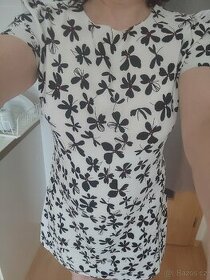 Letní šaty značky Mela London