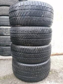 Zimní pneu = 225/45 R18= VREDESTEIN = 2ks