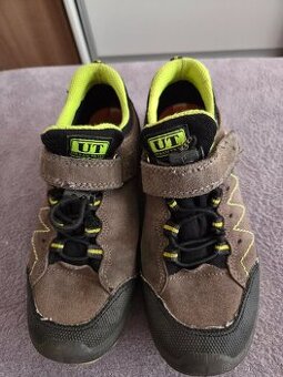 Kožené, outdoorové boty vel. 34