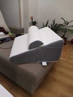 Polštář dvoudílný pro podporu krční páteře a další benefity