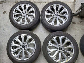 Originál alu kola 17" na Audi A4 letní pneu
