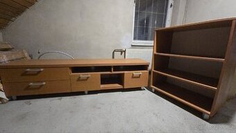 Obývací stěna s knihovnou