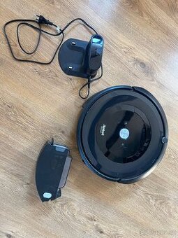 robotický vysavač iRobot Roomba e5 + příslušenství