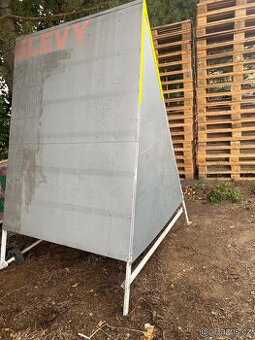 PRODÁM REKLAMNÍ ÁČKO A KOSTKU