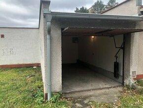 Pronájem suché garáže v UO s vlastní elektřinou