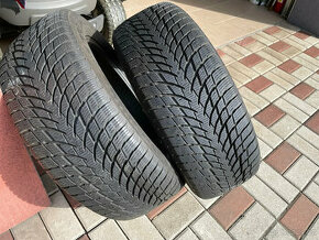 Pneu zimní Nokian Tyres 215/55R17 - 1