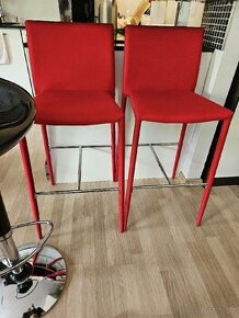 Dvě červené barové židle - 1