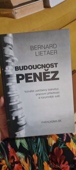 Budoucnost peněz