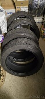 Letni Pneu 225/45 R18