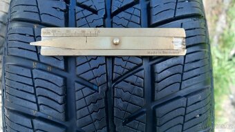Zimní pneu 185/65R15 Barum