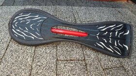 Waweboard Oxeloboard černo-bílý
- 1