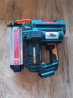 Worx WX 842 aku hřebíkovačka