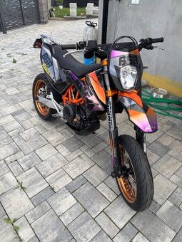KTM 690 smc-r
