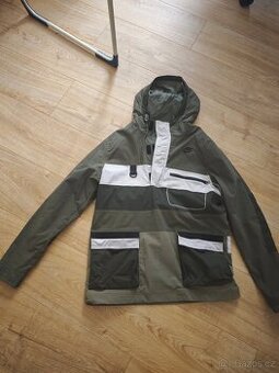 Nike bunda velikost M. - 1