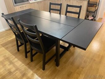 Černý rozkládací jídelní stůl Ikea Nordviken