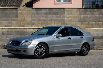 Mercedes-Benz C trieda Sedan 200 CDI Classic