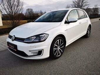 VW e-Golf 36kw, TEPELNÉ ČERPADLO, Super výbava