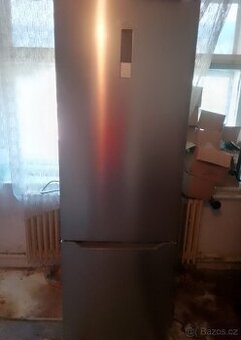 Prodej lednice Midea