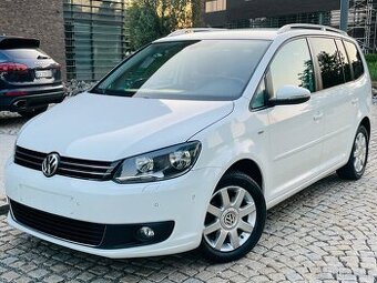 Volkswagen Touran 1.2TSI 77KW MANUÁL SENZORY VÝHŘEV SERVISKA